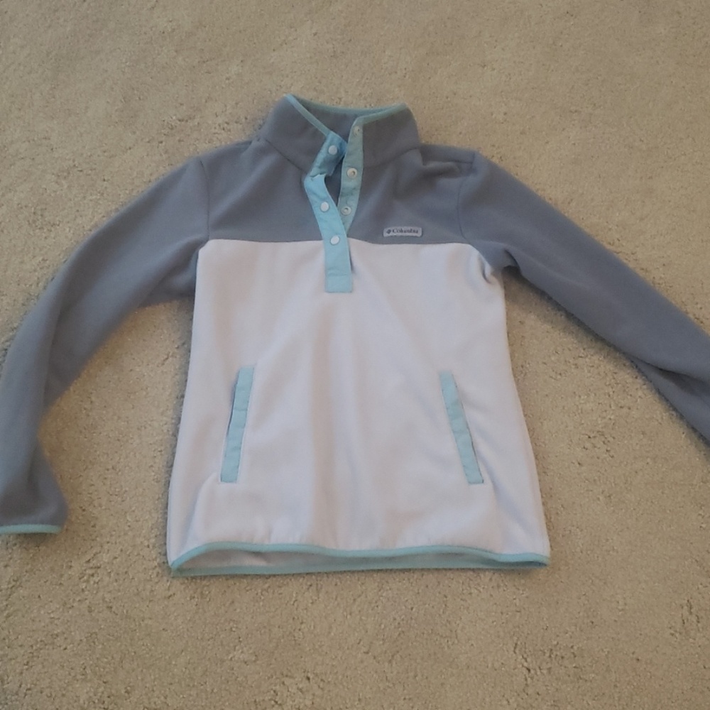 Womans columbia pullover